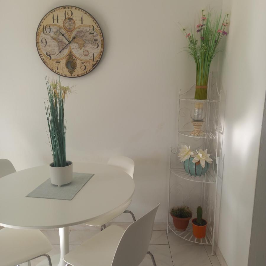 Beautiful Spacious 1-Bed Apartment With Aircon Puerto del Carmen  Exterior photo